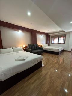 Lacasa Mountain View Hotel - 4