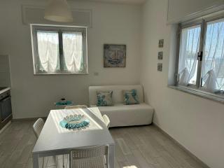 Casa vacanze SoleeMare Barletta Apartments - Barletta - 2