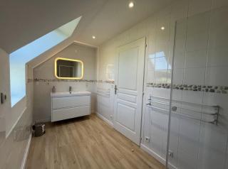 Petite Maison avec Menhirs et Moutons Ouessant - 2