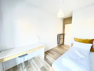 The Grand Martini Apartment - Family & Work Space - 2 Bedrooms, 2 Bathrooms, 2 Parking Places - Twoja przestrzeń dla rodzin i biznesu - everything you need for work and family comfort - Breslavia - 3