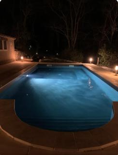 Mas ancien dans la nature, piscine privée, chauffé de mois d'avril - 1