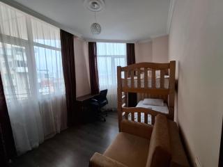 Сдаётся 3 комнатная квартира недалеко от моря - Batumi - 2