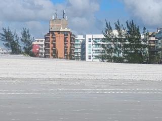 Apartamento charmoso em frente a praia em Cabo Frio - Cabo Frio - 9
