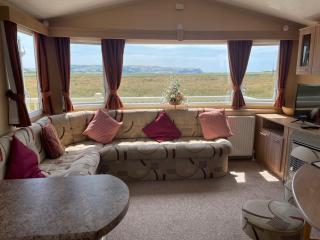Cambrian Rio Caravan - 6