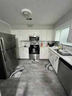 Cozy Brick Ranch Home owned and operated by an Army Soldier!! - Columbus - 0