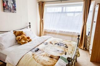 3 Bed - Sleeps 4 - Free Parking - Private Garden - 3