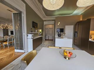 Luxury Family Apartment near the Eiffel Tower - Parijs - 2