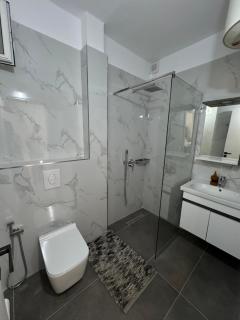 Modern Sea View Apartment - Saranda - 6