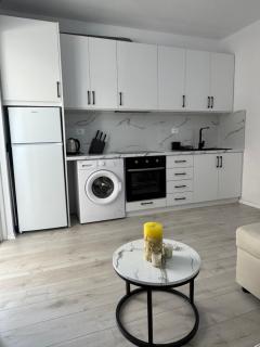 Modern Sea View Apartment - Saranda - 3