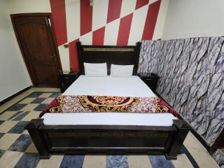 Hilten Star Guesst House Model Town B Street no 4, Bahawal Pur - Dargai - 6