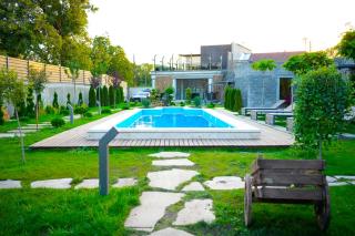 Garden Hills - Garni - 6