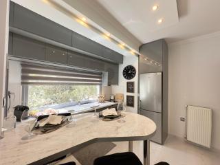Zillion Home - Modern & Lux Stay in Kalamaria by TT - Tessalónica - 4