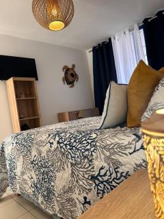 Studio Bleu marine 106 à 50 Mètres de la plage - Le Diamant - 8