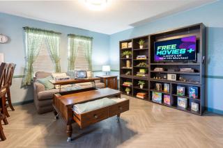 Family Game Room - Full-Body Massage Chair - Private Patio - Ultimate Group Getaway for 12 - Dallas - 4