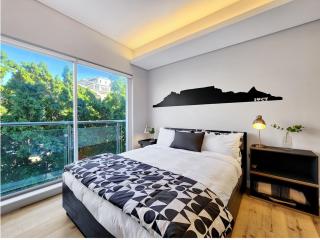 Modern Table Mountain 1BR Studio - 0