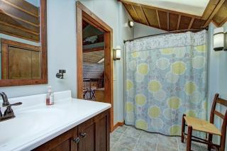 The Farm House - Waynesville - 8