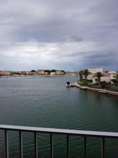 Appartement 2 chambres dans la marina - 2
