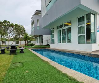 Tranquil Arcadia Homestay by Desaru - 4