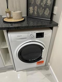 Fully Refurbished 3 Bed House - Dartford - 7