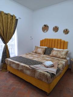 Central Apartment with view, 2 bedrooms, living room, kitchen, 1 bathroom - St. Louis - 9