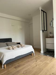 Chambre toute équipée - Lisieux - 2