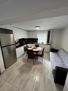 Petra apartment - Néa Karváli - 0