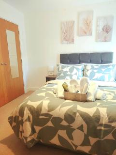 Cozy Home Away from Home with London & Gatwick Airport Nearby - Redhill - 1