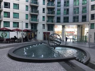 Luxury modern 2BD flat in centre - London - 3