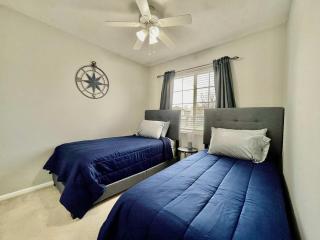 Fresh West Omaha Home For Your Entire Group - Omaha - 6
