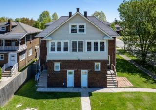 Cleveland 3 Bedroom, 10 Mins to Downtown - Cleveland - 2