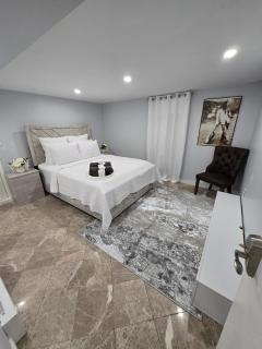Modern Oasis 1 - Cambria Heights - 9