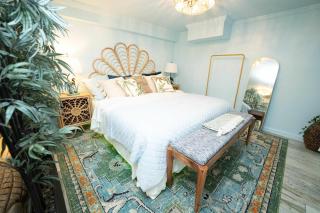BRAND NEW Tropical Studio Villa with Resort Amenities Boaters Gulf access Outdoor Kitchen Lagoon Lazy River Pool - Fort Myers - 0