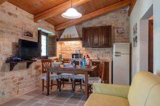 Authentic Apulian Oasis inside Trulli with pool - Castellana Grotte - 5