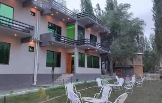 Byarduk Hotel and Restaurant - Skardu - 4