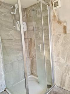 Comfortable room - Newbridge - 5