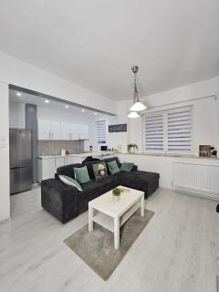 Trendy Modern Loft Luxury Stay in a Stylish Space - Bucharest - 5