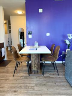 Amazing Views! 2BR 2BA Themed King Bed Unit! Free Onsite Private Parking - Atlanta - 6