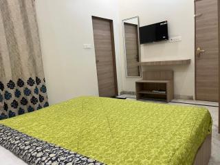 Hotel Grand Oak - Jāmb - 1