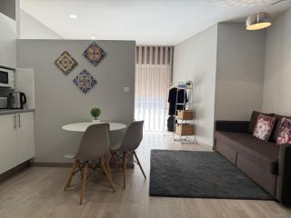 ML Apartments Almada panoramic balcony - Porto - 9
