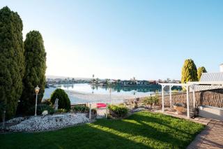 Spacious home on the lake - Private beach - Encounter Bay - 4