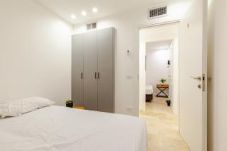 BreezHouse Jonah Beach Shelter 10 BR Apartment - Tel Aviv - 1