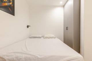 BreezHouse Jonah Beach Shelter 10 BR Apartment - Tel Aviv - 3