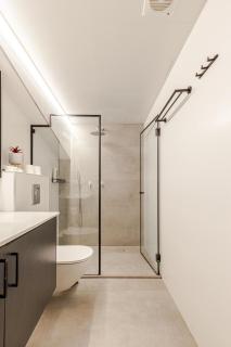 BreezHouse Jonah Beach Shelter 10 BR Apartment - Tel Aviv - 2