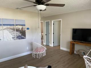 Sea Breeze in Sebastian Apt B - Sebastian - 9