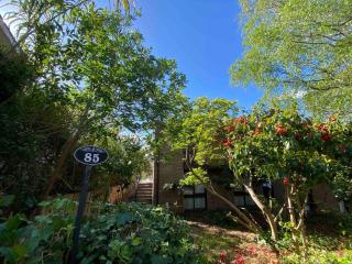 3 bedroom home in Sandy Bay - Sandy Bay - 1