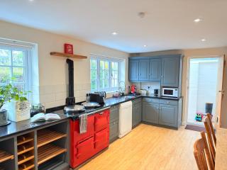New Forest Cozy 3-Bed Family Cottage, PaultonsPark - Bartley - 3