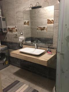 Cozy and Comfy, Privacy Preserved - Cairo - 7