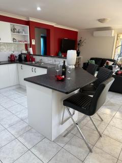 LILLI PILLI SUBLIME at the Beach - Family & Dog Friendly - Batemans Bay - 0