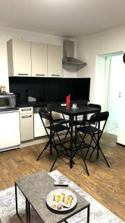 Zentrales Apartment mit Balkon - 4