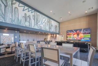 NEW Sleeps 4 King Bed 5min to Shop, Dine, &Golf S331 - Scottsdale - 7